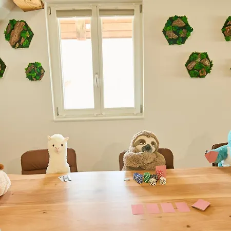 Wood World Luxury Iii Massage - Tischkicker - Parken - Kueche - Light Show - Trambolin Daire *