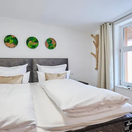 Daire Wood World Luxury Iii Massage - Tischkicker - Parken - Kueche - Light Show - Trambolin