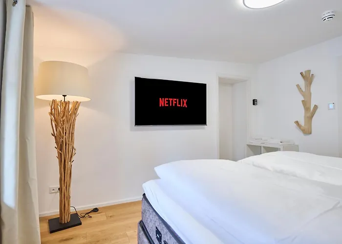 Wood World Luxury Iii Massage - Tischkicker - Parken - Kueche - Light Show - Trambolin Lägenhet Markdorf