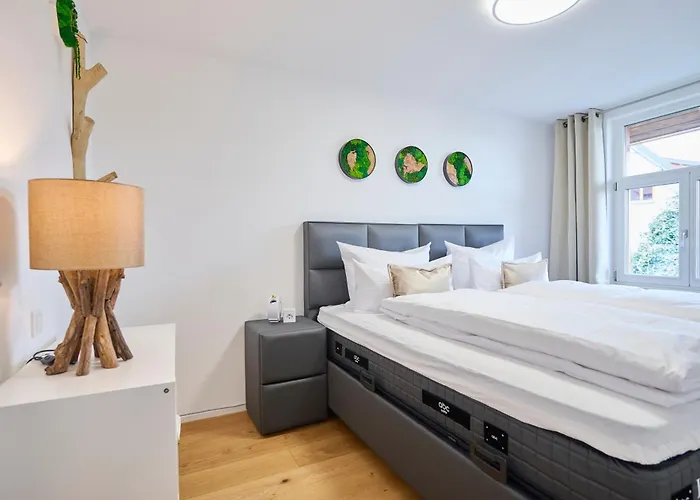 Wood World Luxury Iii Massage - Tischkicker - Parken - Kueche - Light Show - Trambolin Lägenhet *