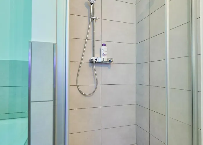 Lägenhet Wood World Luxury Iii Massage - Tischkicker - Parken - Kueche - Light Show - Trambolin