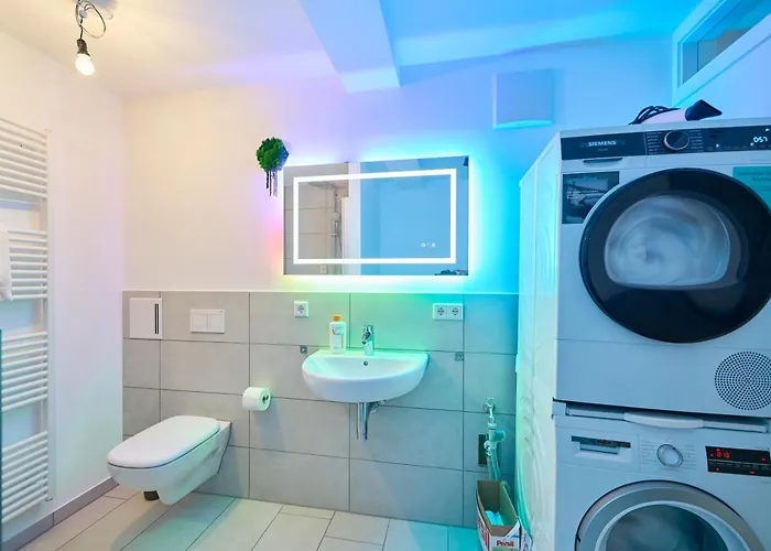 Wood World Luxury Iii Massage - Tischkicker - Parken - Kueche - Light Show - Trambolin *