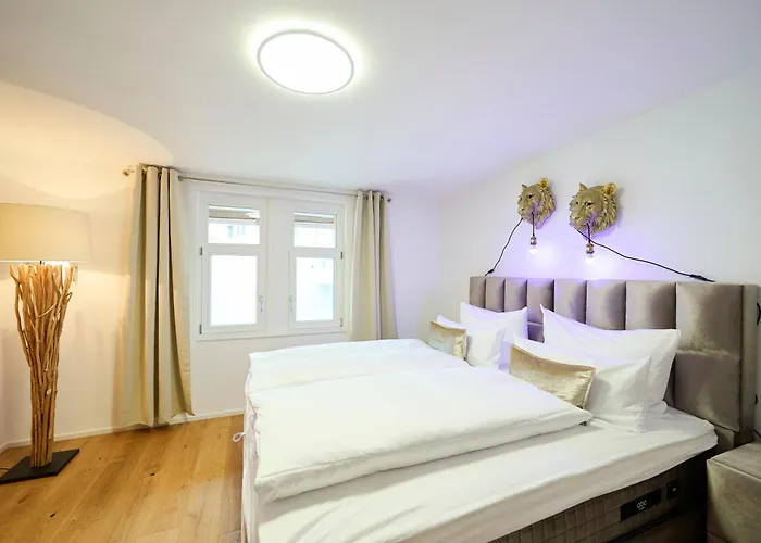 Wood World Luxury Iii Massage - Tischkicker - Parken - Kueche - Light Show - Trambolin